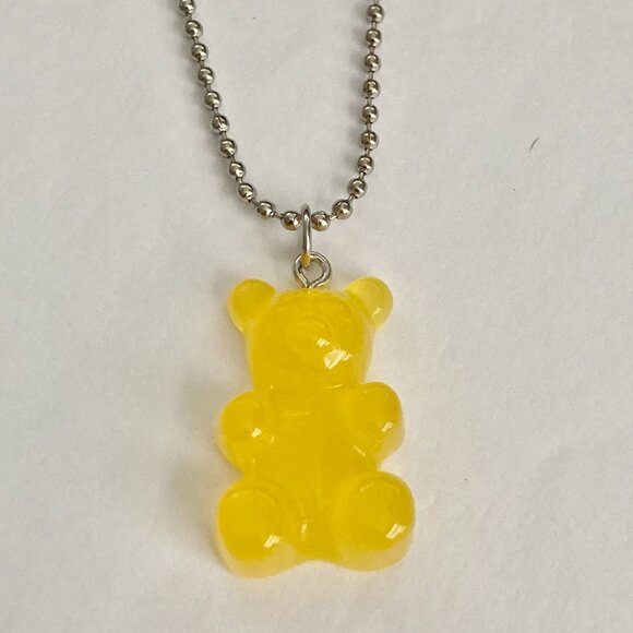 Gummy Bear Charm Necklace Pineapple Yellow Resin 19" Ball Chain Ardene NWT Cute - Picture 4 of 9